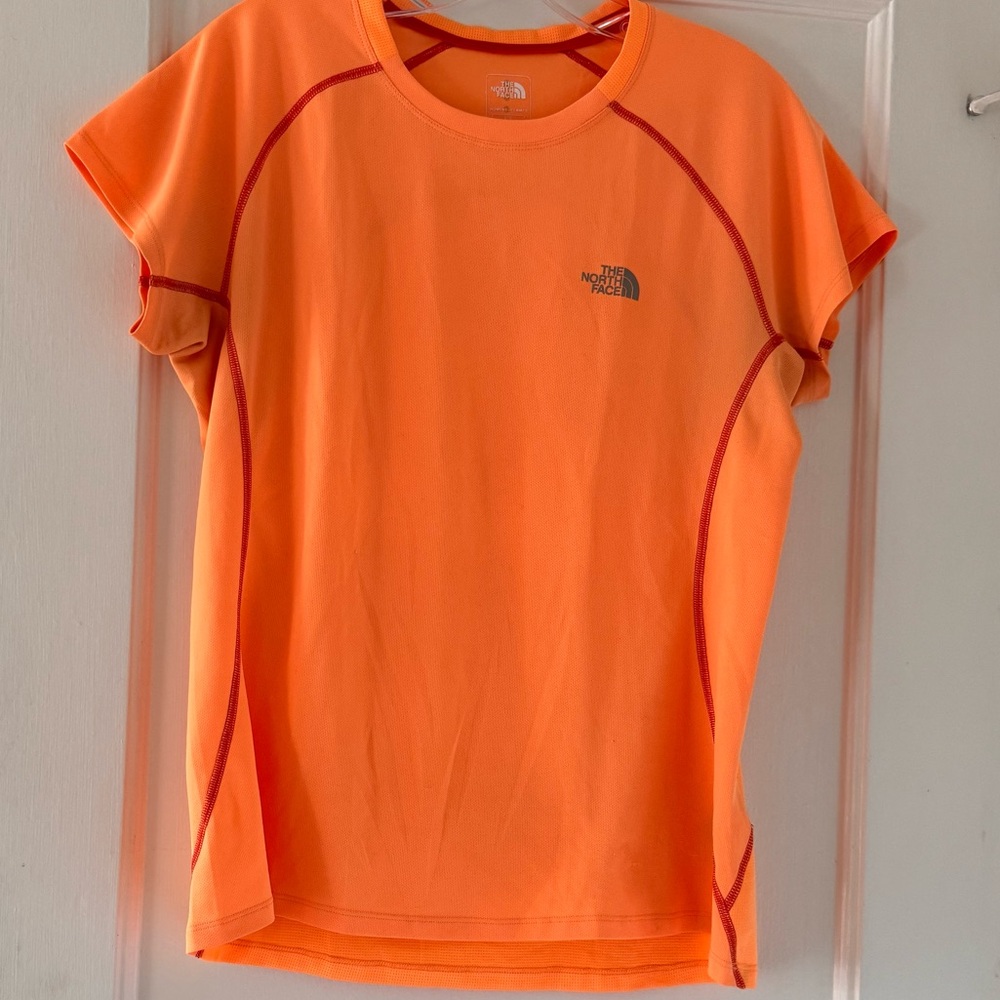 The North Face Vapor Wick Short Sleeves Tee